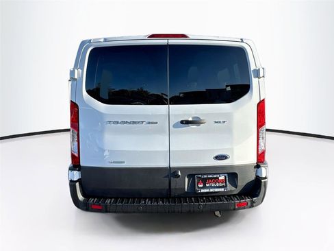 Used 2023 Ford Transit 350 XLT image 8