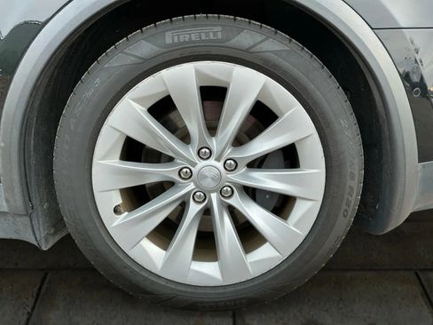 Used 2017 Tesla Model X 100D image 18