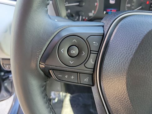 Certified 2025 Toyota Corolla SE FWD image 25