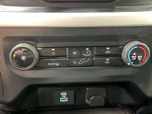 Used 2023 Ford F150 XLT w/ Trailer Tow Package AWD/4WD image 21