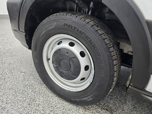 Used 2020 Ford Transit 250 Medium Roof RWD image 23