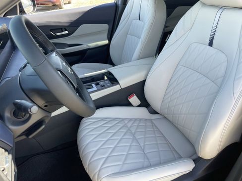 New 2026 Nissan Sentra SL w/ Floor Mat Package FWD image 21