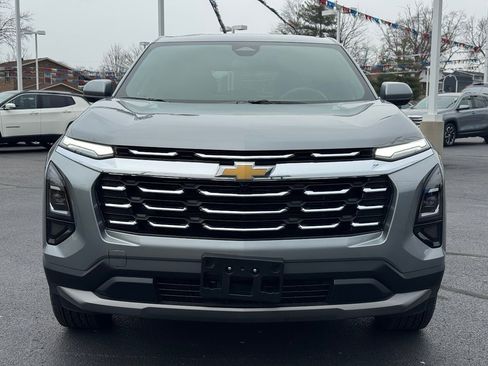 Used 2025 Chevrolet Equinox LT image 2