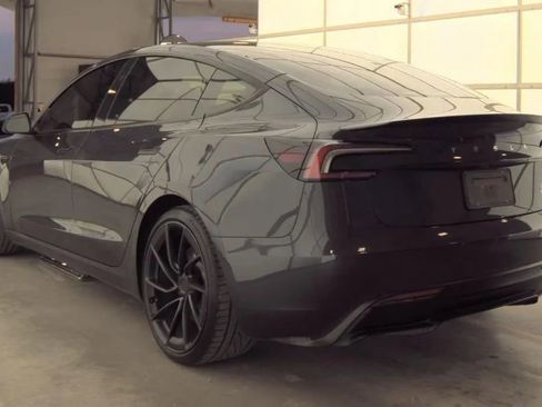 Used 2024 Tesla Model 3 Performance AWD/4WD image 7