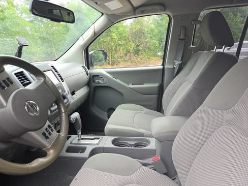 Used 2019 Nissan Frontier SV w/ Value Truck Package AWD/4WD image 3