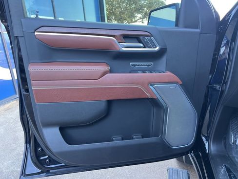 Used 2024 GMC Sierra 1500 Denali Ultimate image 25