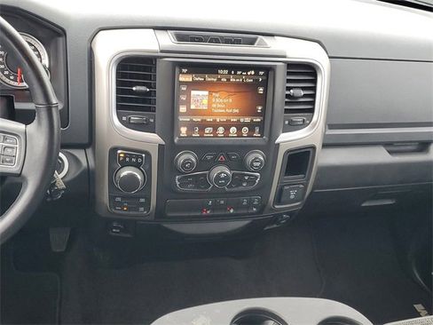 Used 2017 RAM 1500 Big Horn image 13