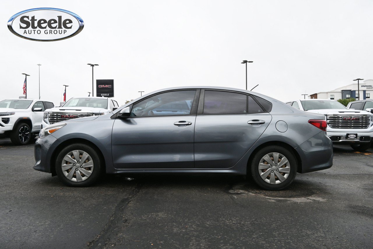 Used 2019 Kia Rio S FWD image 4