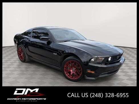 Used 2012 Ford Mustang GT RWD image 1