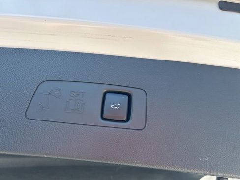 Used 2022 Lincoln Corsair FWD image 14