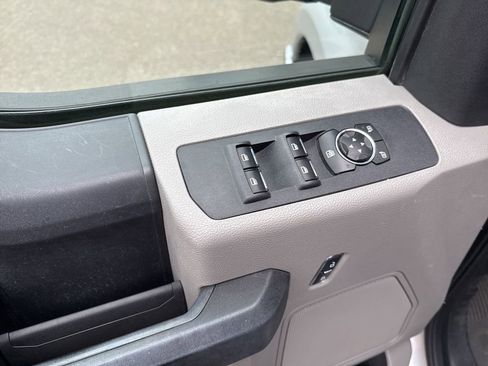 Used 2017 Ford F250 XL w/ Power Equipment Group RWD image 10