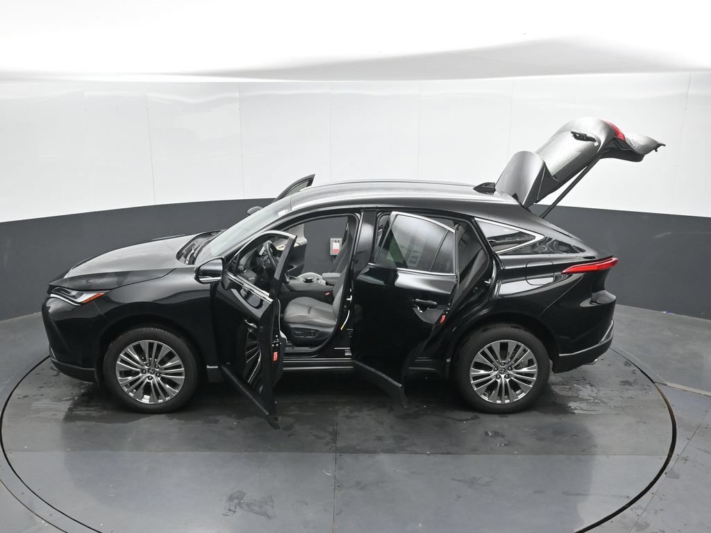 Used 2024 Toyota Venza XLE AWD/4WD image 50