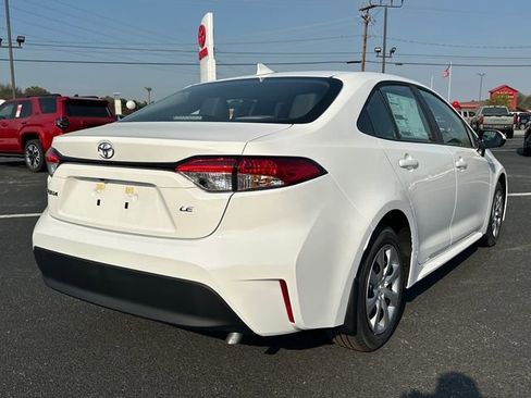 New 2026 Toyota Corolla LE image 3