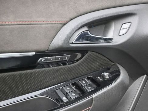 Used 2015 Chevrolet SS RWD image 11