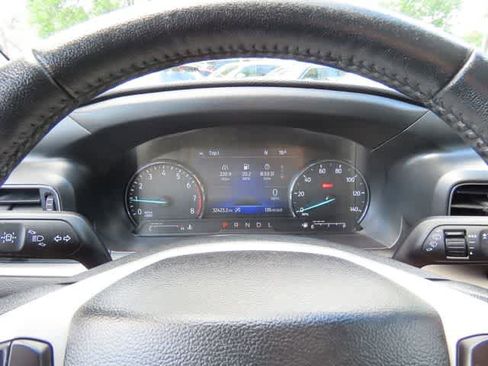 Used 2023 Ford Explorer XLT w/ Equipment Group 202A AWD/4WD image 25