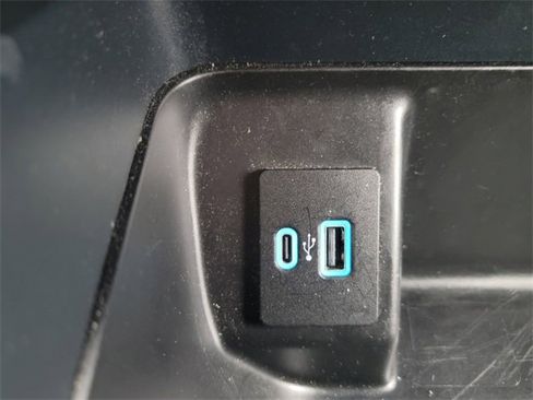 Used 2024 Ford F150 XLT w/ Mobile Office Package image 25