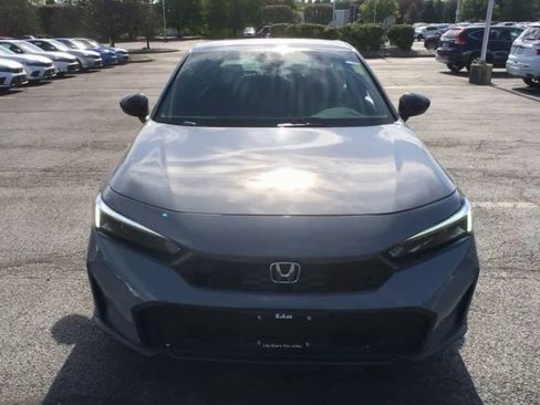 Used 2025 Honda Civic Sport image 3