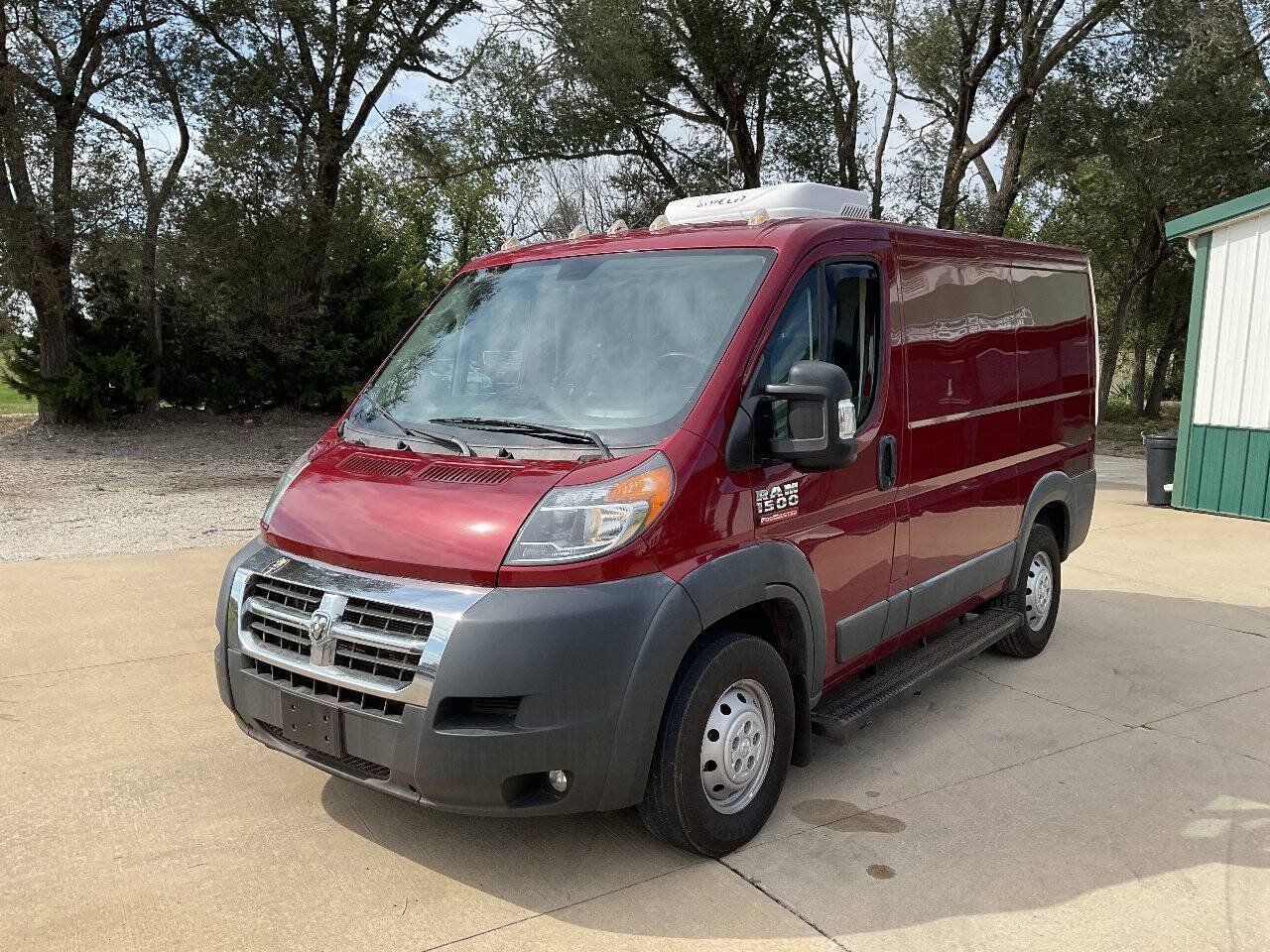 Used 2017 RAM ProMaster 1500 w/ Premium Appearance Group FWD image 4