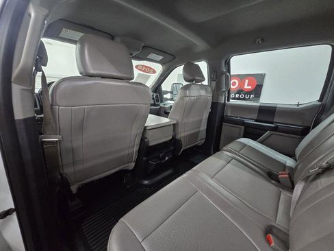 Used 2018 Ford F250 XL w/ Power Equipment Group image 17