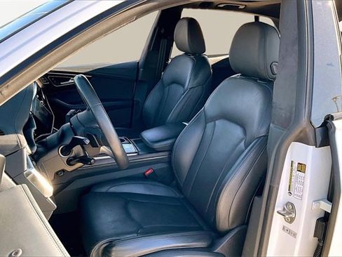 Used 2021 Audi Q8 Prestige image 27