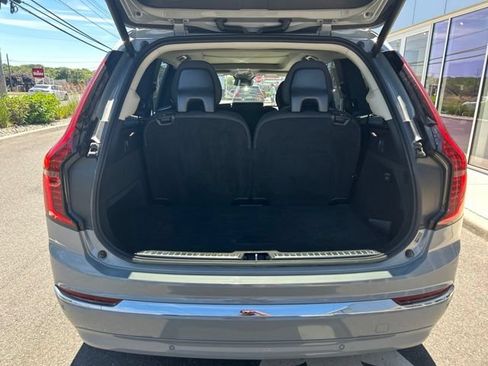Certified 2025 Volvo XC90 B6 Plus AWD/4WD image 11