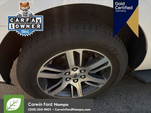 Used 2024 Ford Expedition XLT image 9