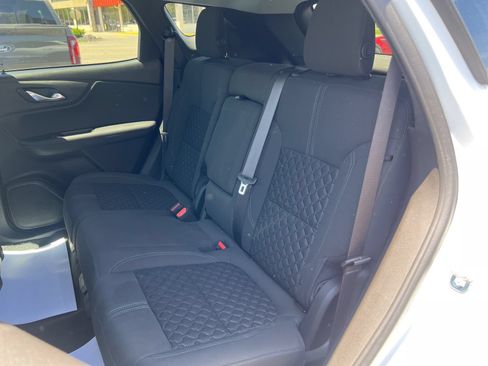 Used 2019 Chevrolet Blazer LT FWD image 37