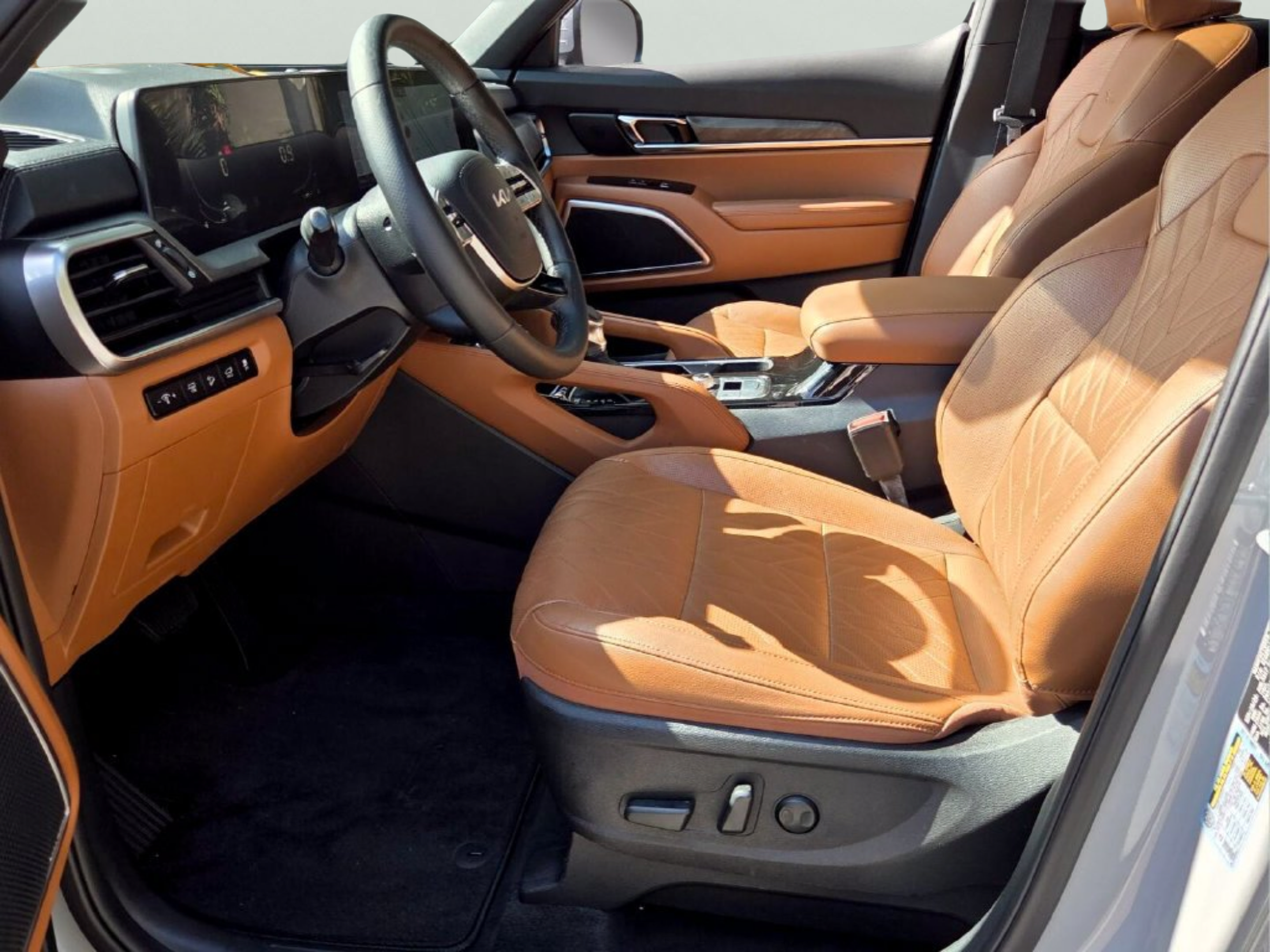 Used 2025 Kia Telluride EX X-Line AWD/4WD image 9