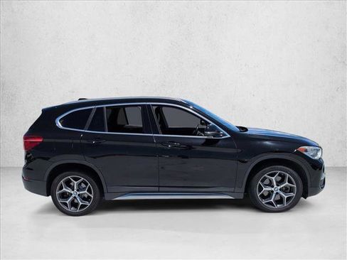 Used 2017 BMW X1 sDrive28i FWD image 4