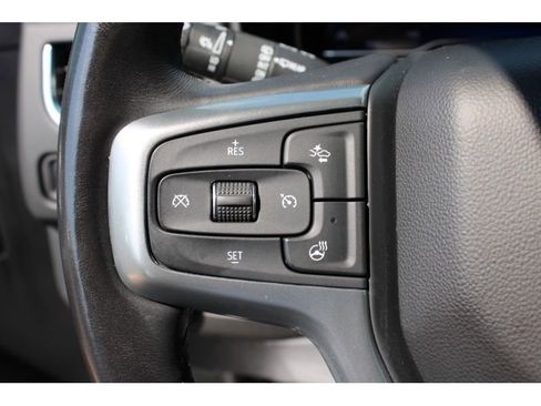 Used 2023 Chevrolet Tahoe Z71 w/ Luxury Package image 21