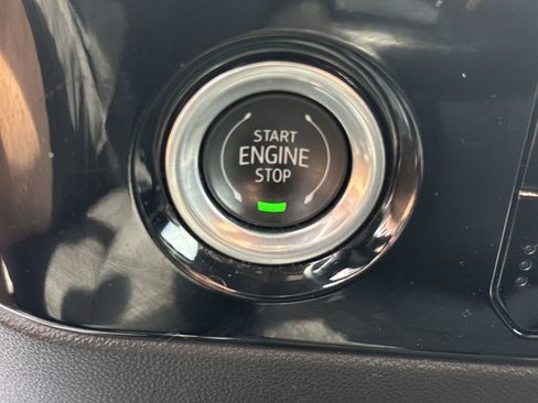Used 2024 GMC Sierra 1500 Elevation AWD/4WD image 17