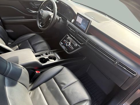 Used 2021 Lincoln Corsair Reserve w/ Elements Package AWD/4WD image 11
