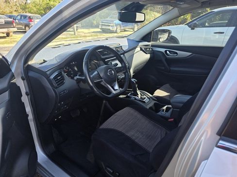 Certified 2020 Nissan Rogue Sport SL w/ Premium Package image 7