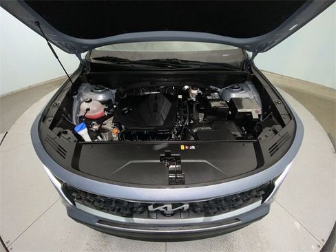 Used 2023 Kia Sorento LX image 25