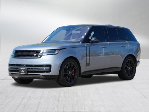 Used 2023 Land Rover Range Rover Autobiography AWD/4WD image 3