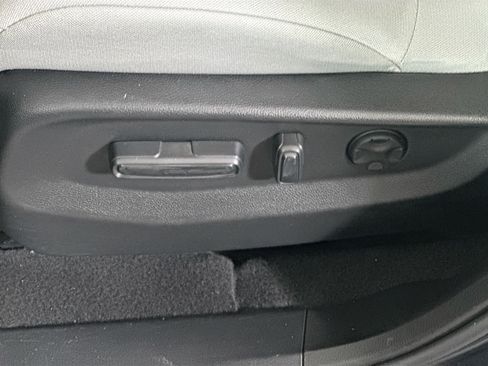 Used 2019 Honda CR-V EX image 13