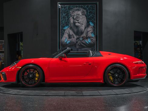 Used 2019 Porsche 911 Speedster RWD image 30