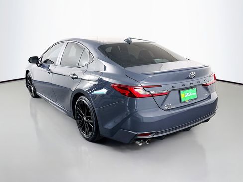 Used 2025 Toyota Camry SE w/ Convenience Package FWD image 7