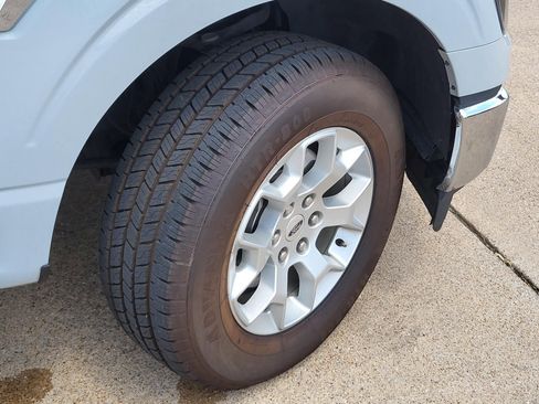 Used 2023 Ford F150 XLT AWD/4WD image 7