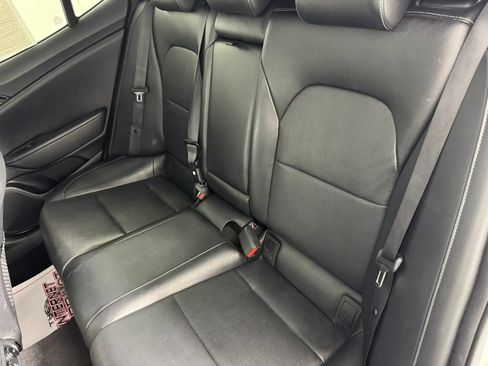 Used 2021 Kia Stinger GT-Line RWD image 34