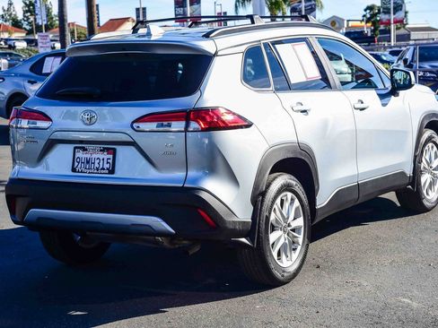 Certified 2023 Toyota Corolla Cross LE image 7