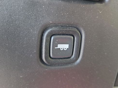 Used 2024 GMC Savana 2500 w/ Driver Convenience Package RWD image 24