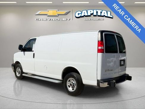Used 2024 GMC Savana 2500 w/ Driver Convenience Package RWD image 4