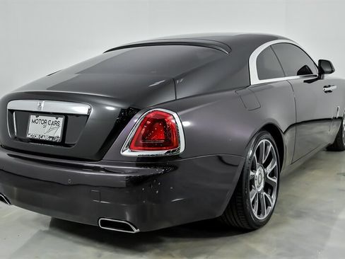 Used 2018 Rolls-Royce Wraith RWD image 9