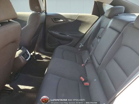 Used 2023 Chevrolet Malibu LT image 30