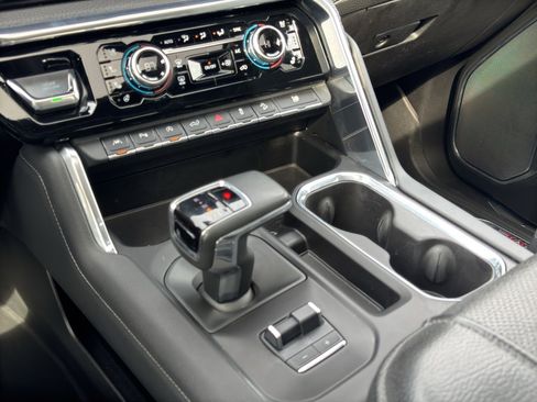 Used 2024 GMC Sierra 1500 Denali image 26