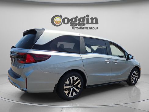 New 2026 Honda Odyssey EX-L image 5