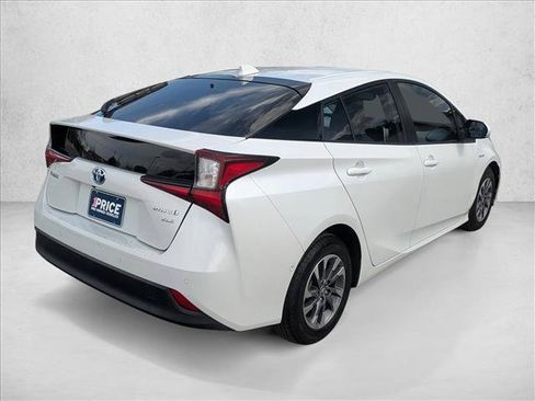 Used 2022 Toyota Prius XLE w/ Advanced Technology Package image 5