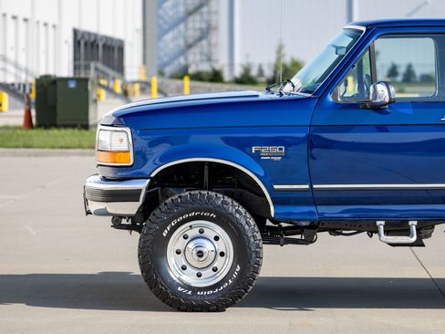 Used 1996 Ford F250 4x4 Regular Cab image 13