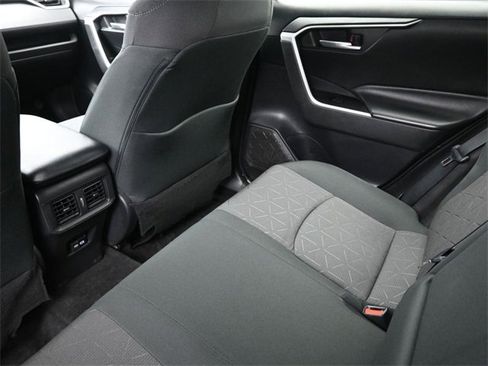 Used 2023 Toyota RAV4 XLE image 19